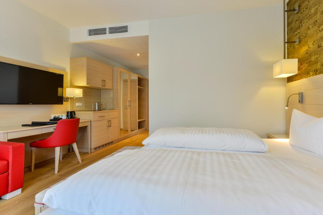 Hotel Poeker Meppen Bagian luar foto