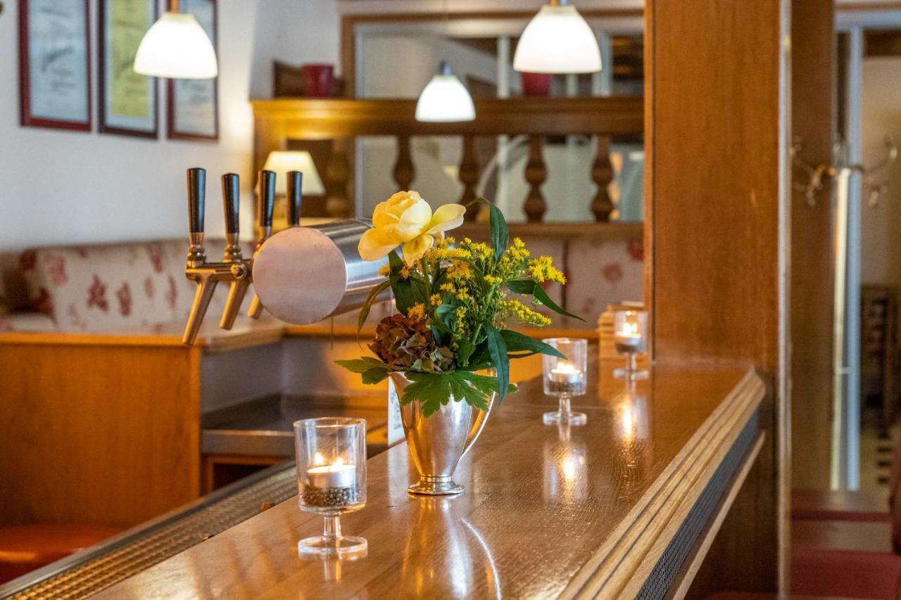 Hotel Poeker Meppen Bagian luar foto