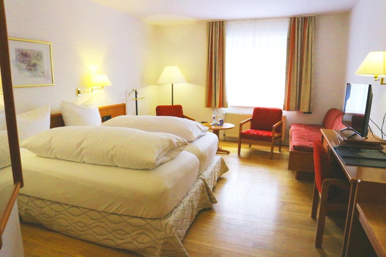 Hotel Poeker Meppen Bagian luar foto