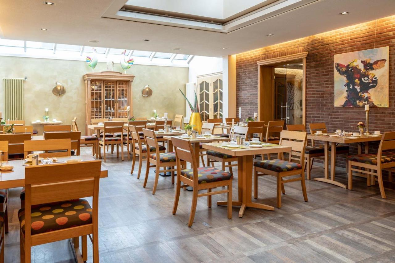 Hotel Poeker Meppen Bagian luar foto